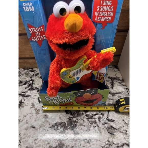 Sesame Street Rock & Rhyme Elmo 14" Plush With Guitar Sings In English & Spanish - Picture 10 of 10
